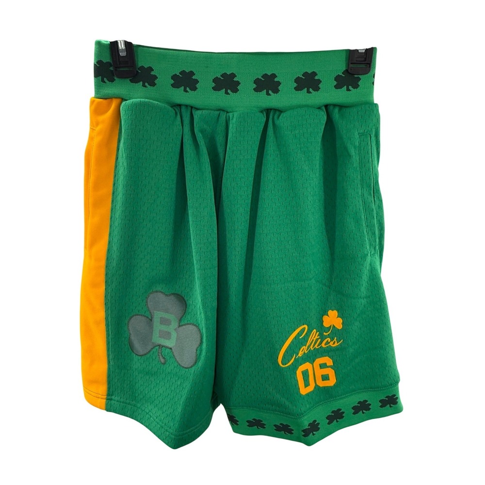 Mitchell & Ness NBA Boston Celtics 06 Stitched Shorts Mens MSRP 130 Small NEW‎